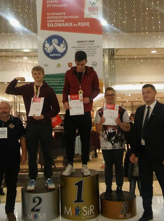 Wilki znowu wygrywają!