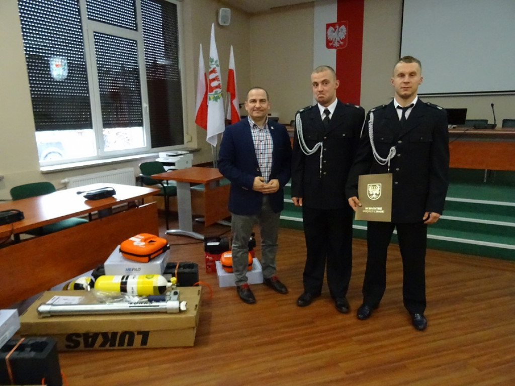 Nowy sprzęt dla strażaków