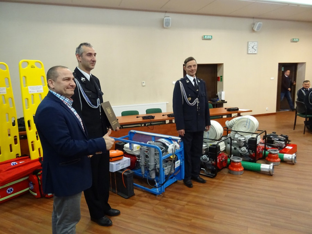 Nowy sprzęt dla strażaków
