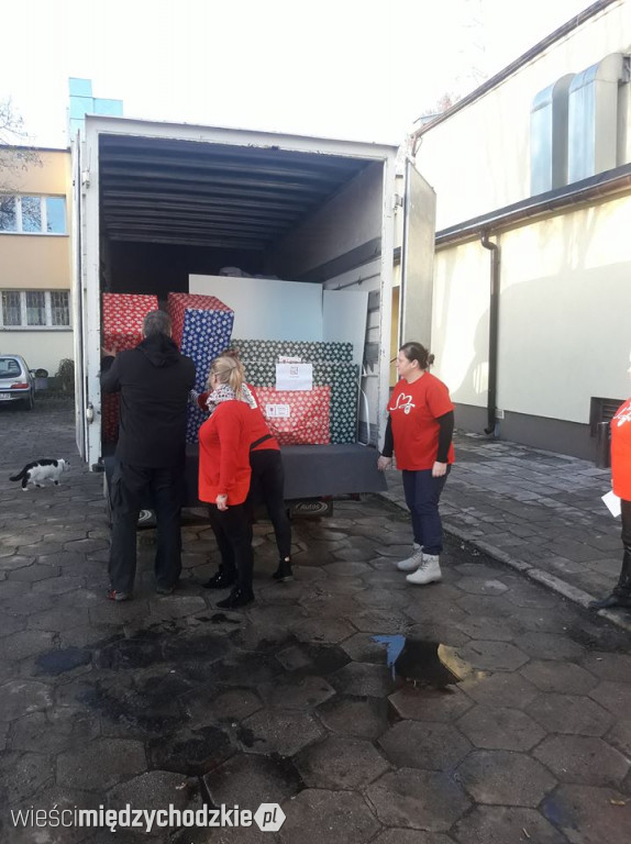 Pierwsze paczki trafiły do potrzebujących