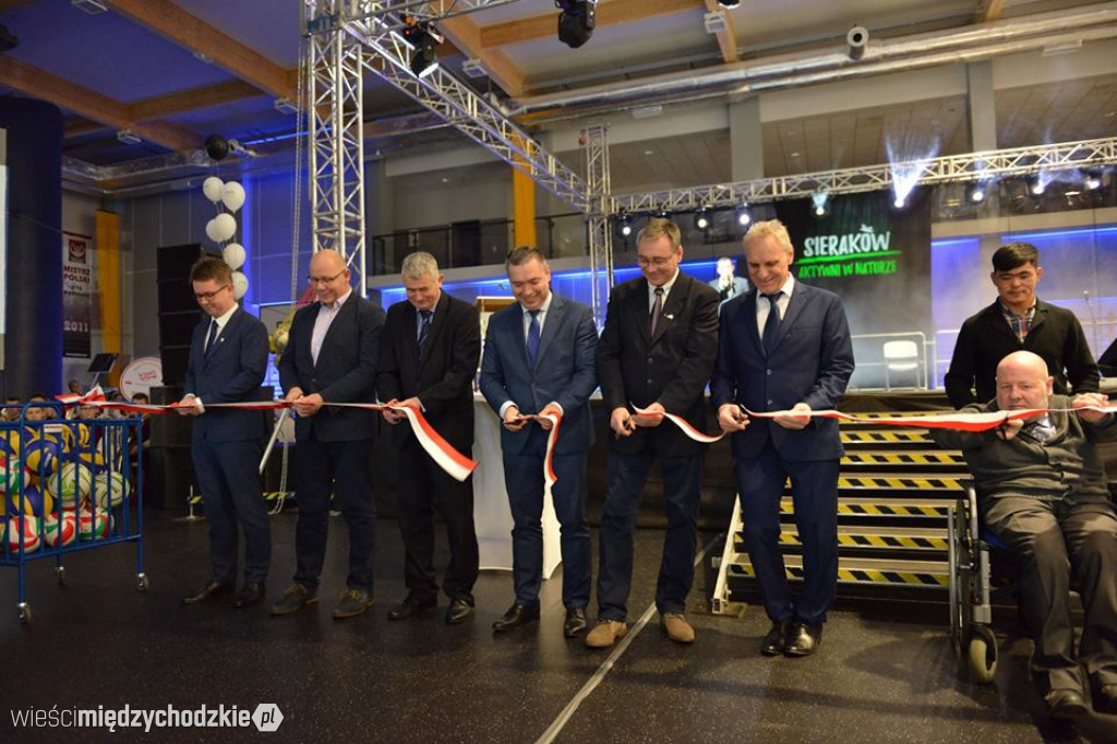 Sieraków.Otwarcie Hali Sportowo-Rekreacyjnej