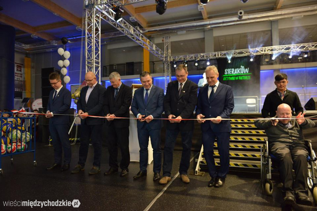 Sieraków.Otwarcie Hali Sportowo-Rekreacyjnej