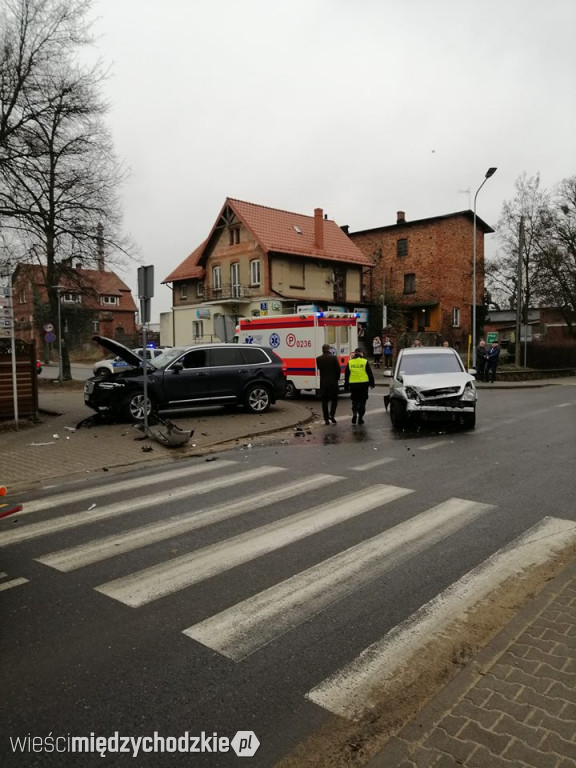 Kolizja drogowa w Sierakowie