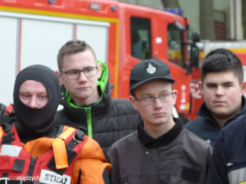 Ćwiczenia z ratownictwa lodowego