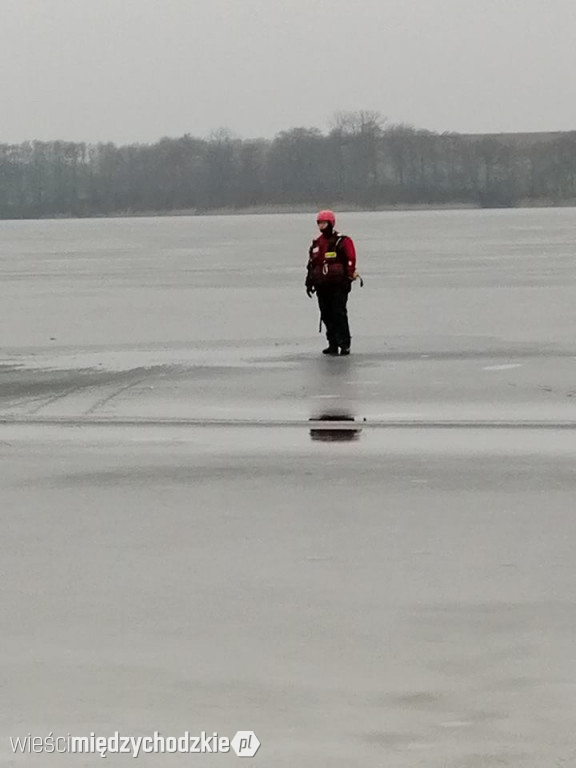 Ćwiczenia z ratownictwa lodowego