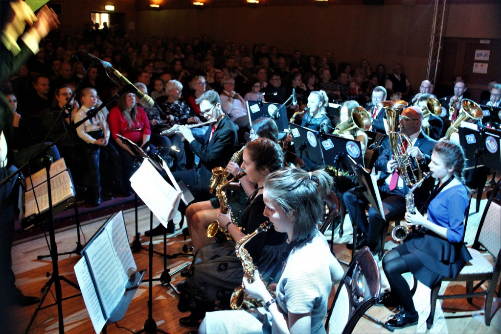 Karnawałowy Koncert z tańcem