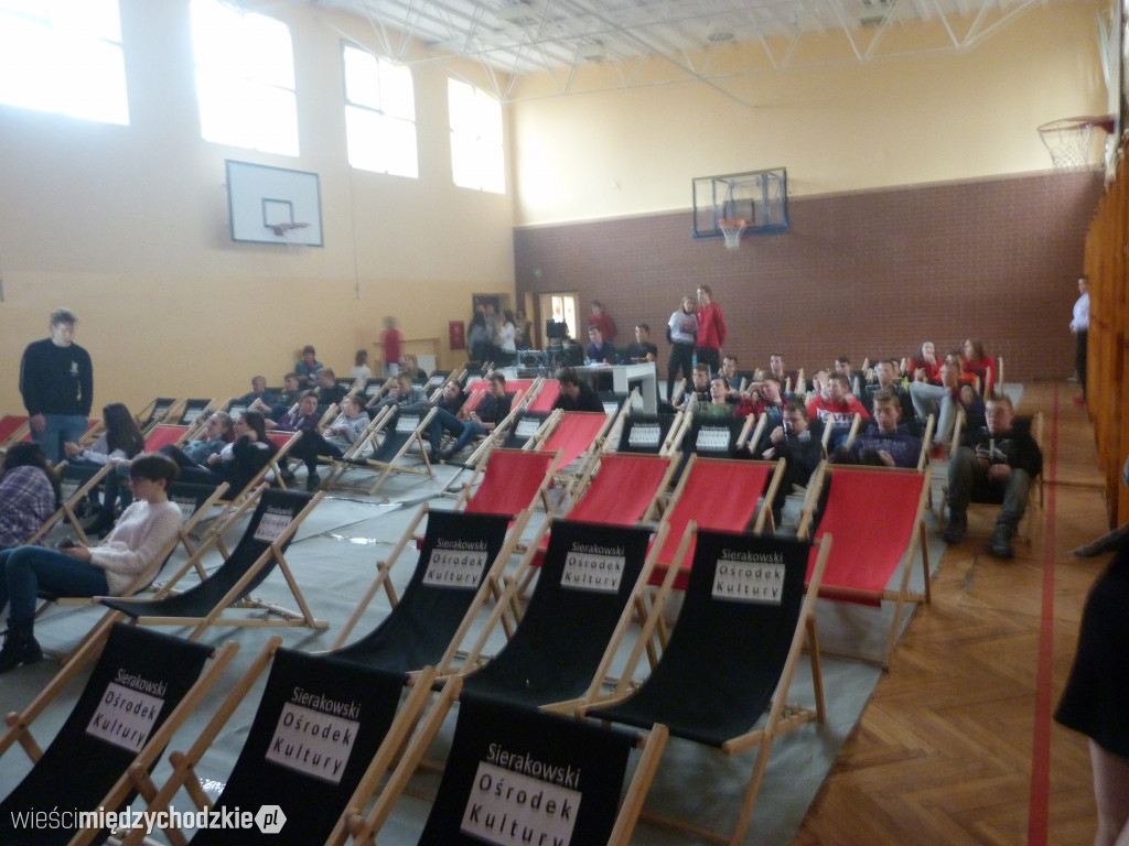 Miłosne podchody,czyli walentynki na leżakach