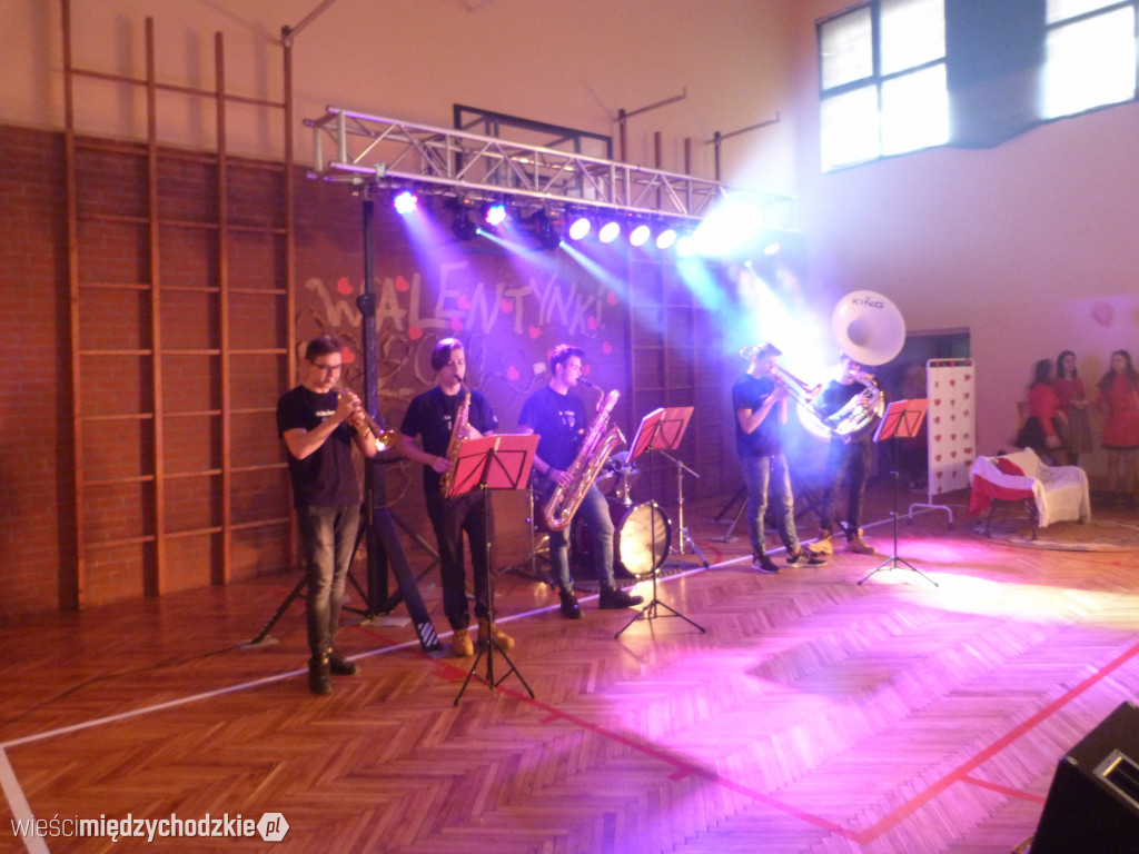 Miłosne podchody,czyli walentynki na leżakach