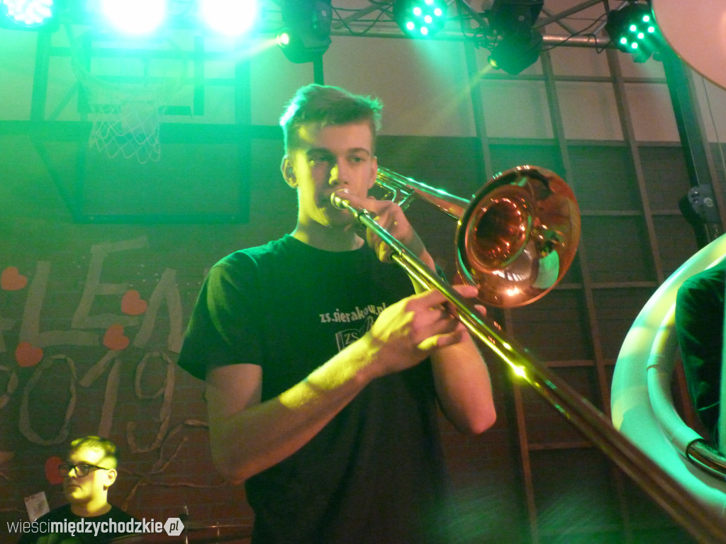 Miłosne podchody,czyli walentynki na leżakach