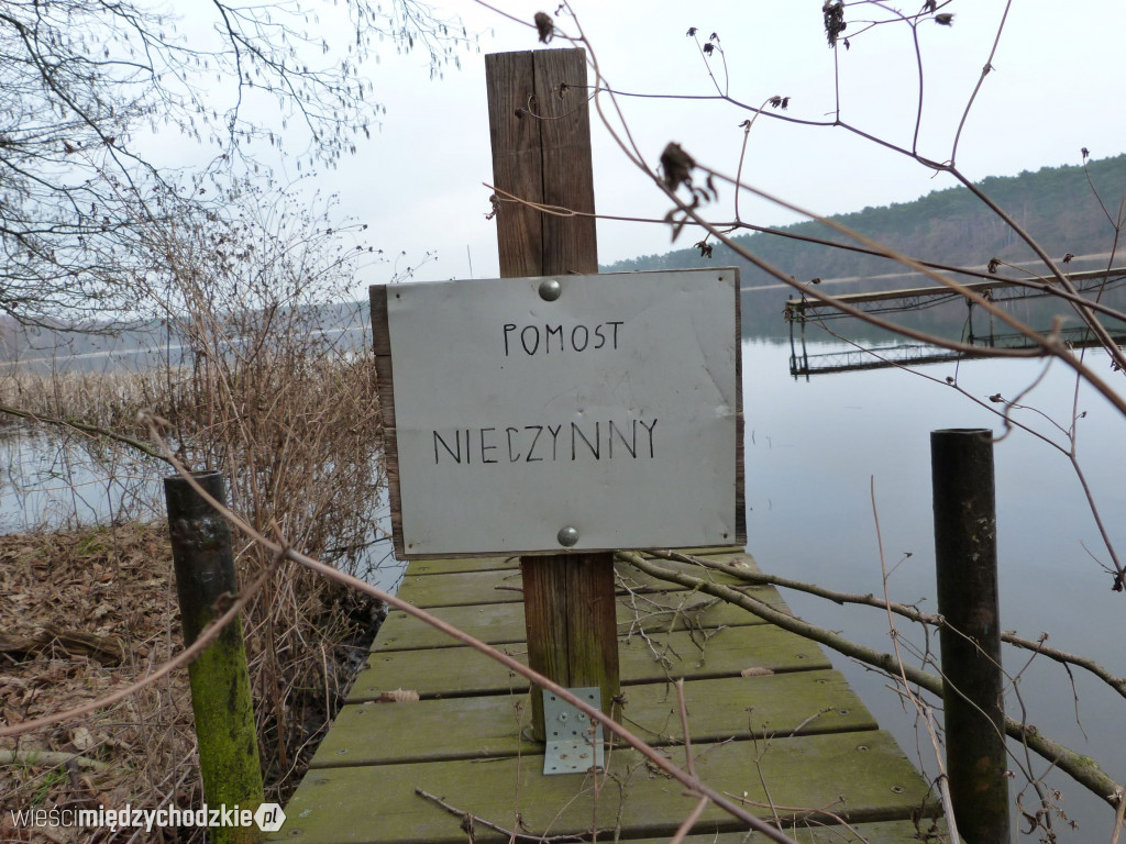 Dzień nad jeziorami