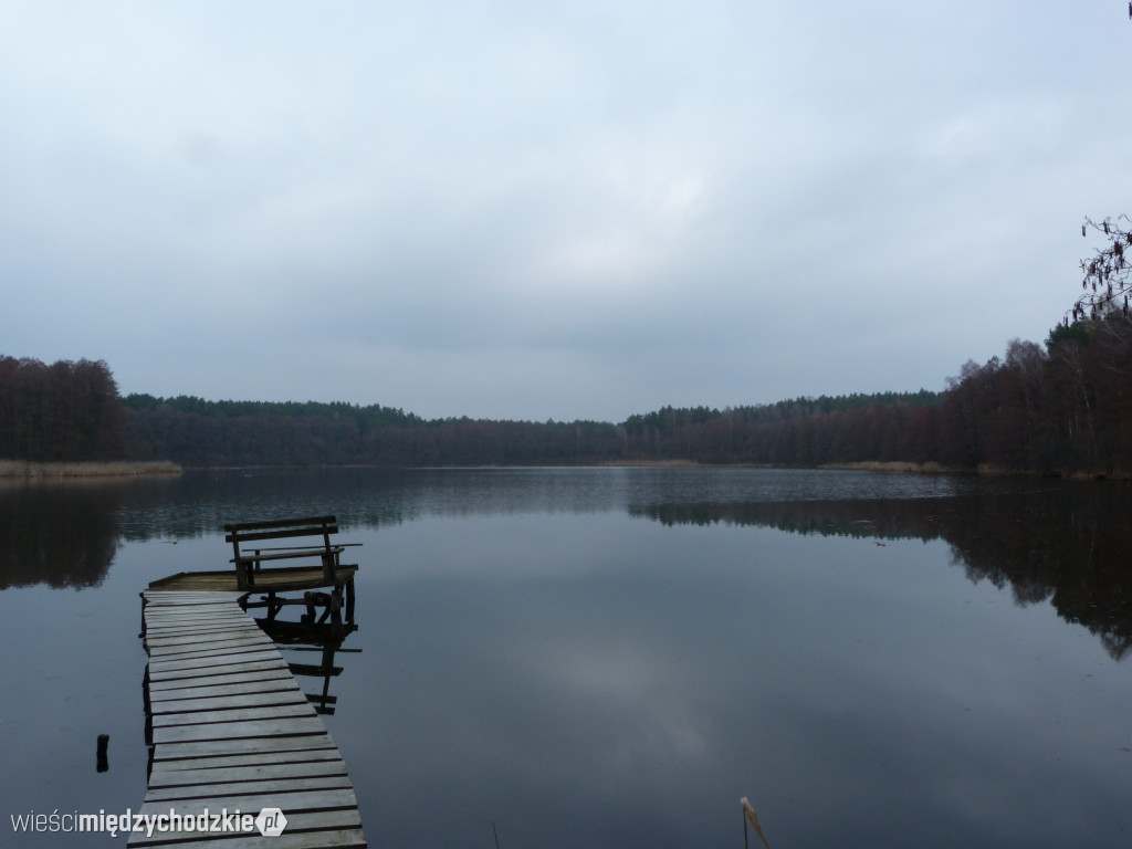 Dzień nad jeziorami