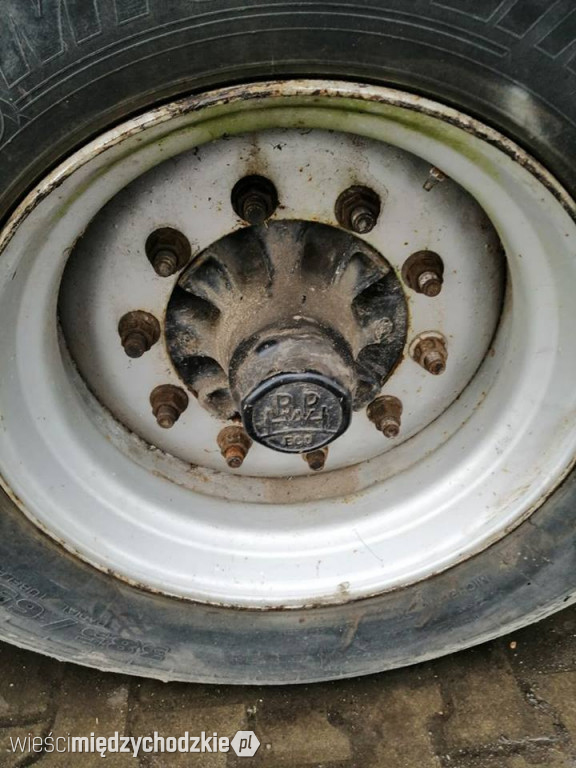 Zły stan techniczny naczepy