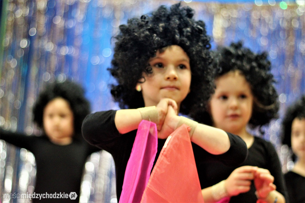 DANCE SHOW w wykonaniu przedszkolaków