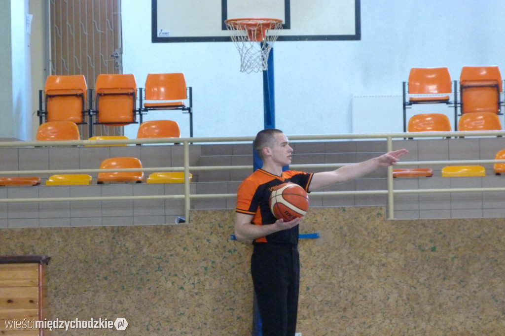 Sokół Międzychód-Basket Team Suchy Las
