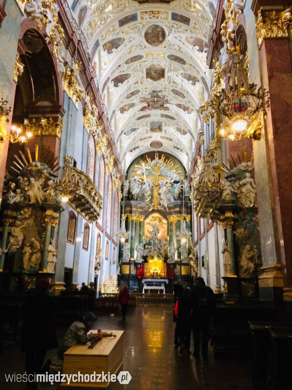 Pielgrzymka międzychodzkich licealistów