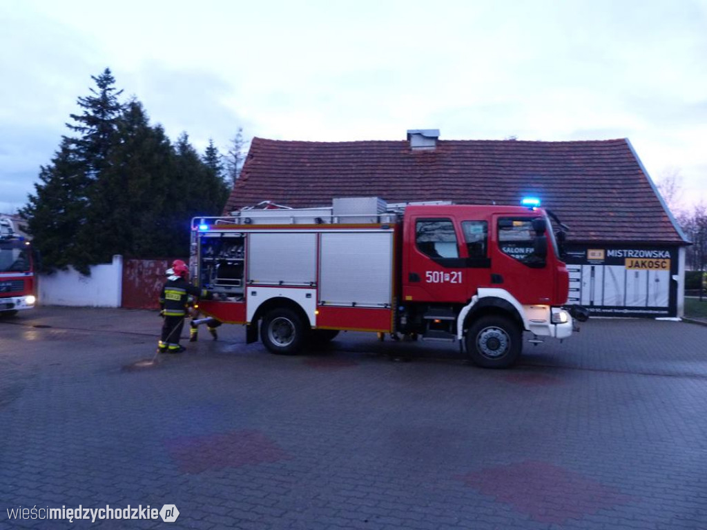 Pożar w budnku na ul. Usługowej