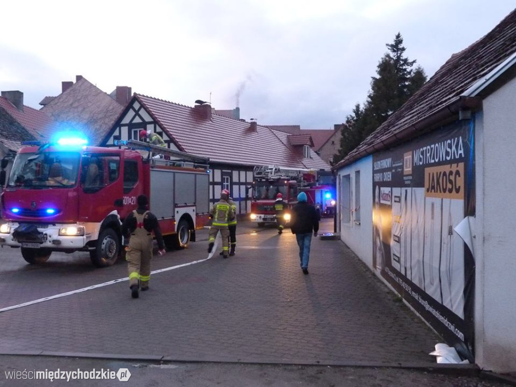 Pożar w budnku na ul. Usługowej
