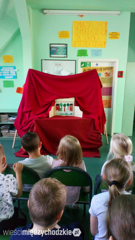 Przedszkolaki w Liceum Ogólnokształcącym