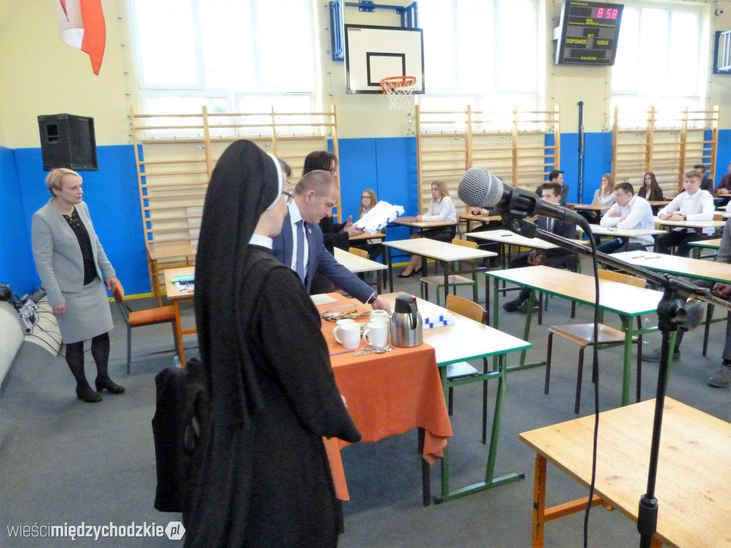 Egzaminy gimnazjalne w SP nr 2