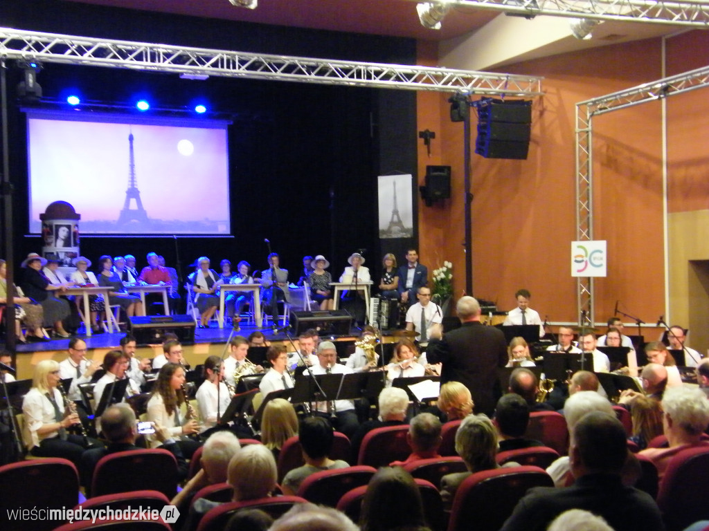 Koncert orkiestry z Ostricourt