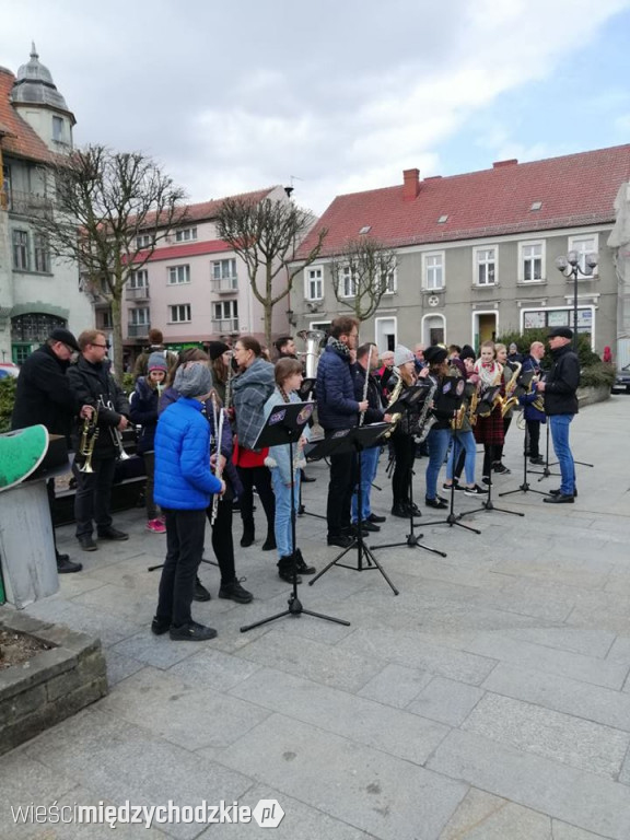 Koncert na międzychodzkim Rynku