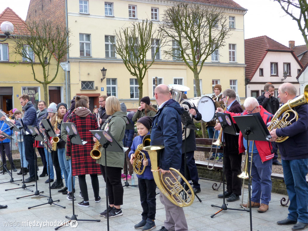 Koncert na międzychodzkim Rynku