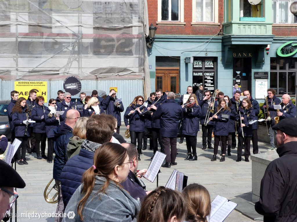 Koncert na międzychodzkim Rynku