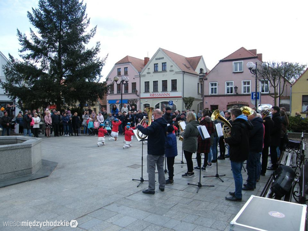 Koncert na międzychodzkim Rynku