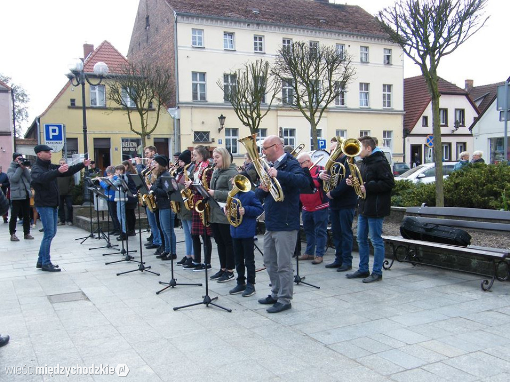 Koncert na międzychodzkim Rynku