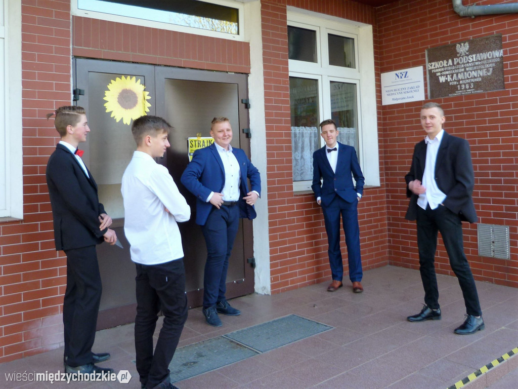 Egzamin ósmoklasistów w Kamionnie