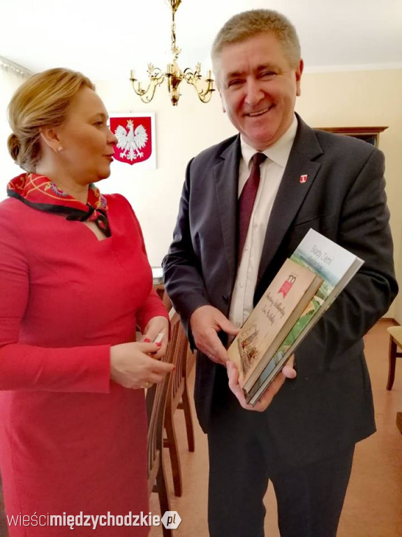 Wizyta minister Andżeliki Możdżanowskiej w Kwilczu