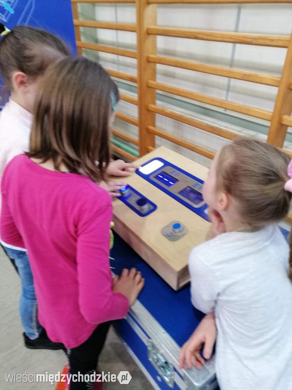 Naukobus w szkole w Kwilczu