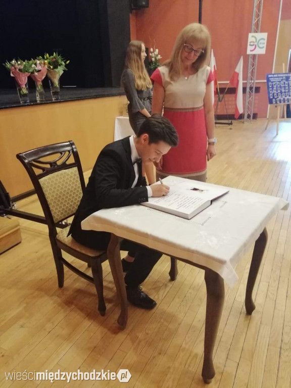 Maturzyści z Zespołu Szkół Technicznych