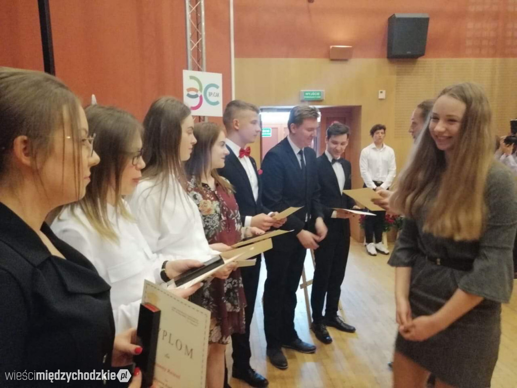 Maturzyści z Zespołu Szkół Technicznych