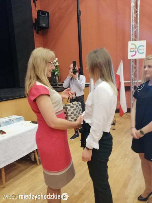 Maturzyści z Zespołu Szkół Technicznych