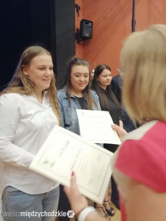 Maturzyści z Zespołu Szkół Technicznych