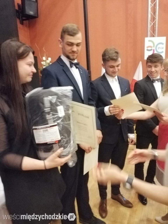 Maturzyści z Zespołu Szkół Technicznych