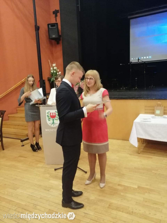 Maturzyści z Zespołu Szkół Technicznych