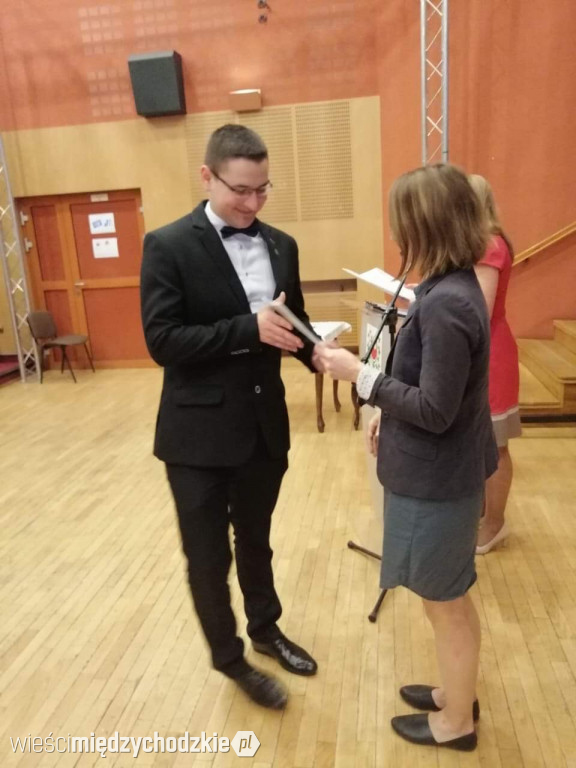 Maturzyści z Zespołu Szkół Technicznych