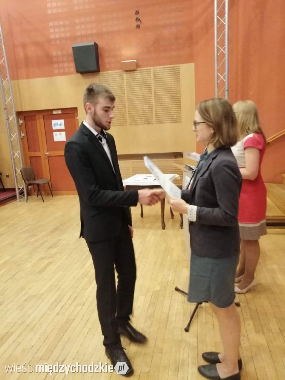 Maturzyści z Zespołu Szkół Technicznych