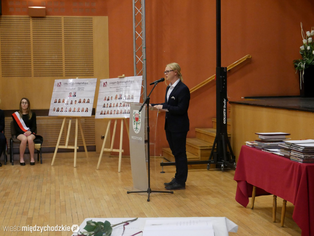 Międzychodzki Ogólniak żegna absolwentów