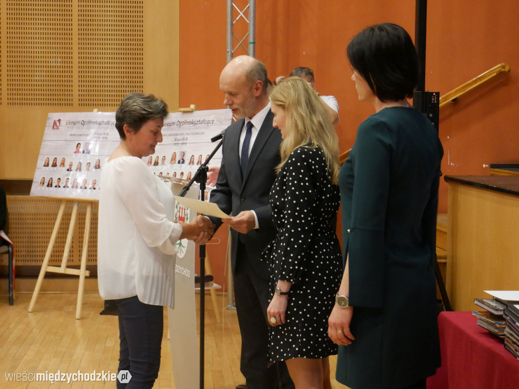 Międzychodzki Ogólniak żegna absolwentów