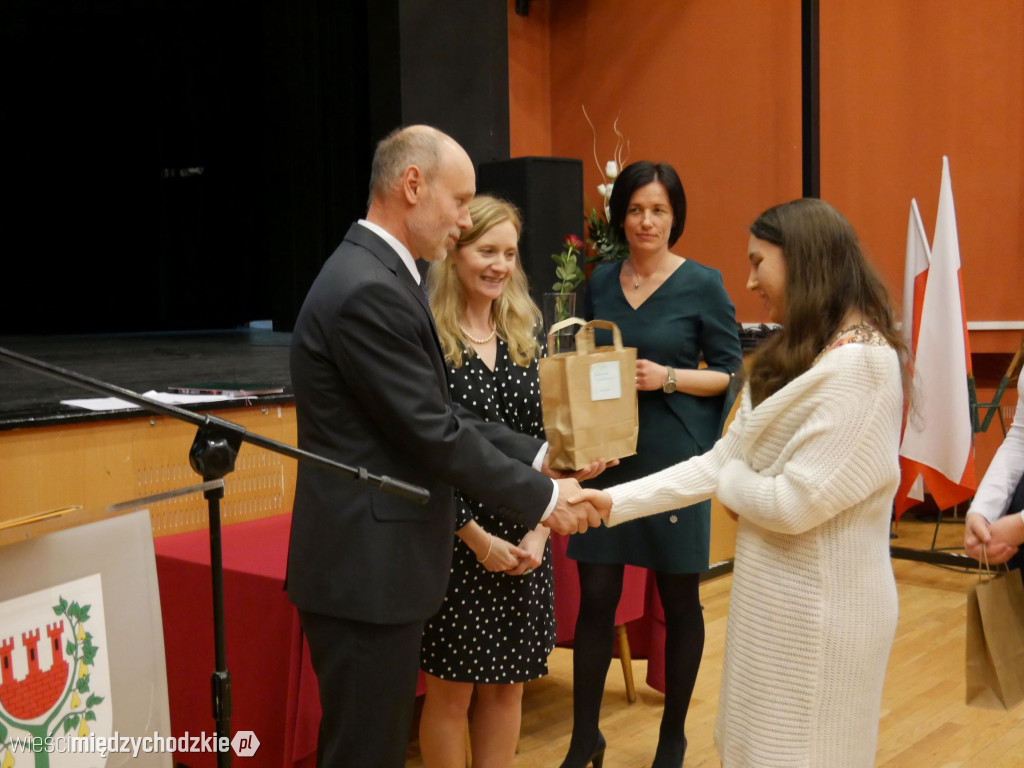 Międzychodzki Ogólniak żegna absolwentów