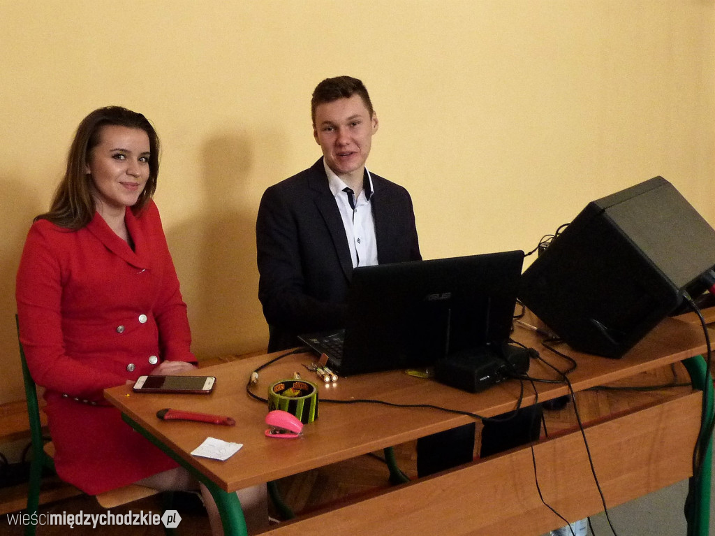 Maturzyści Zespółu Szkół w Sierakowie