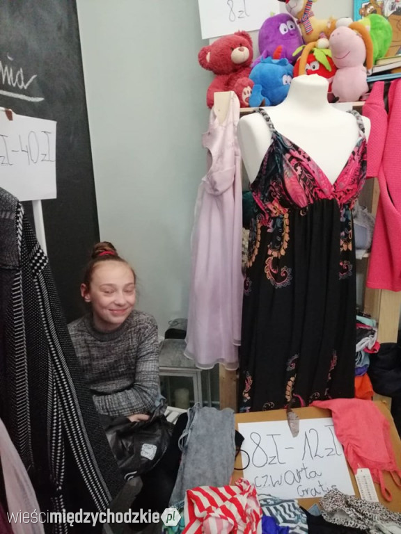 Wiosenne wietrzenie szaf w ArtCafe