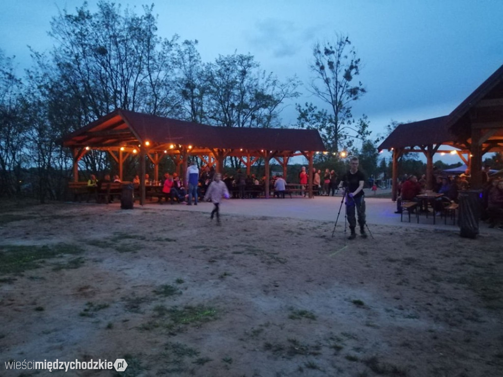 Piknik charytatywny w Łowyniu