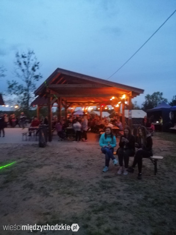 Piknik charytatywny w Łowyniu