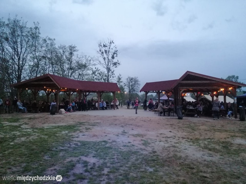 Piknik charytatywny w Łowyniu