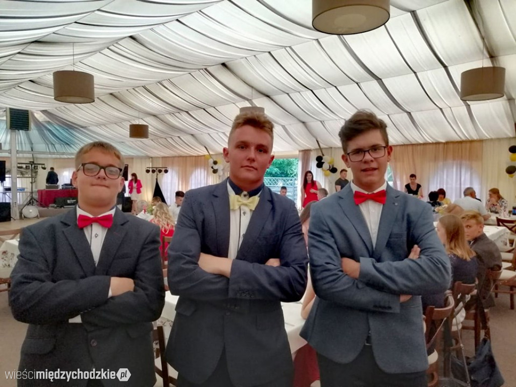 Gimbal uczniów ze szkoły sierakowskiej