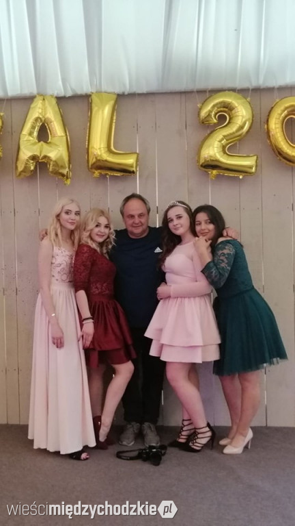 Gimbal uczniów ze szkoły sierakowskiej